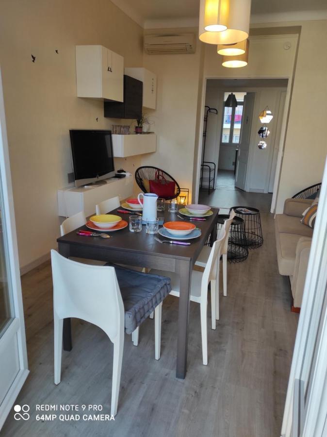 Pretty And Quiet Top Floor 2 Bedroom Flat In The Port Area Of Nice Extérieur photo